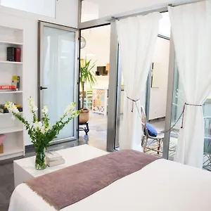 Beautiful Silent Private Parking Appartement Séville